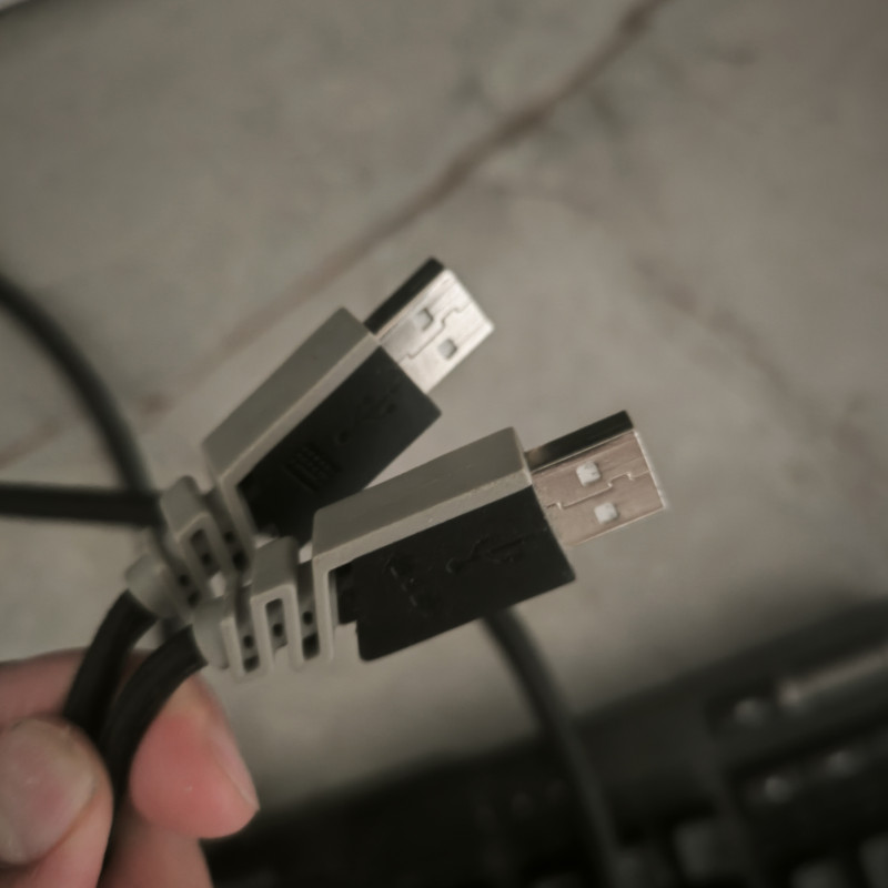 Clavier gaming d'occasion CORSAIR K70 MK2 - Photo 2