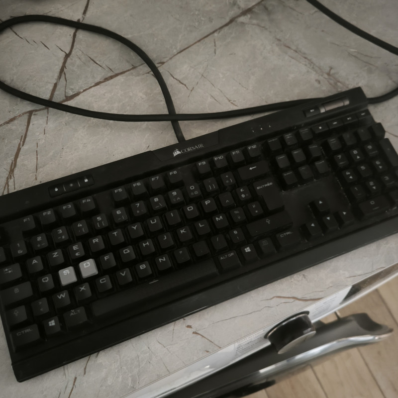 Clavier gaming d'occasion CORSAIR K70 MK2