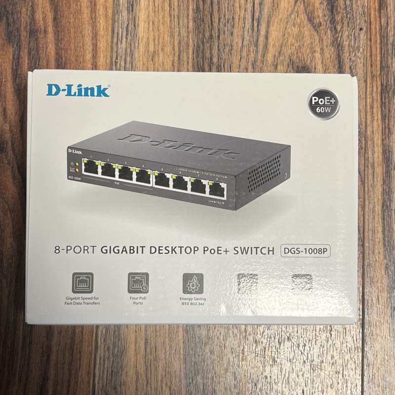 Switch D-Link DGS-1008P - 8 ports Gigabit PoE+ (60 W) - Excellent état / Boite d'origine