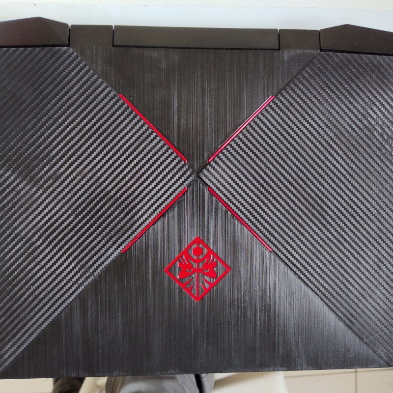 Omen 15 i7 gtx1070 16go m.2 samsung 512gb + 1to