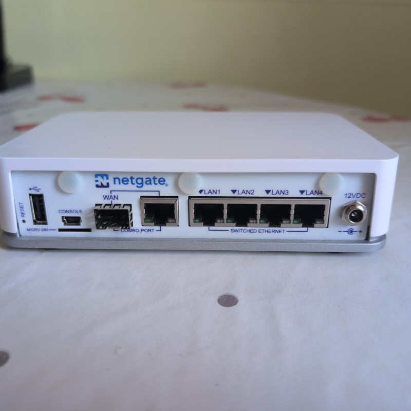 Pare Feu Pfsense Netgate 2100 - Photo 2