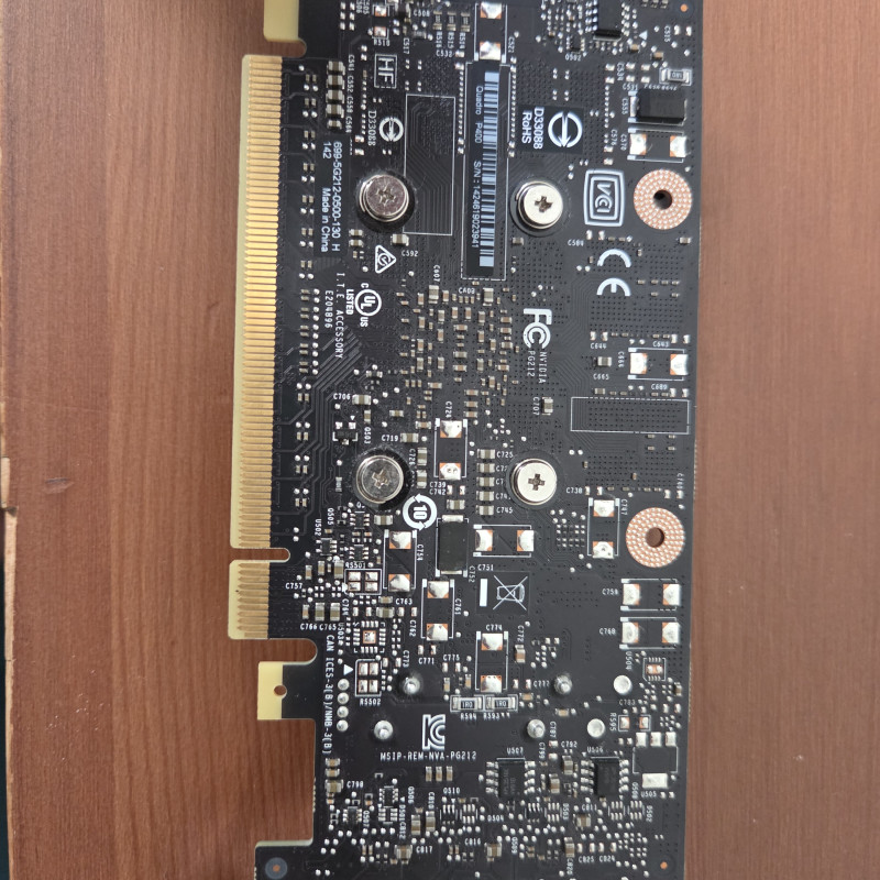 Quadro p400 - Photo 3