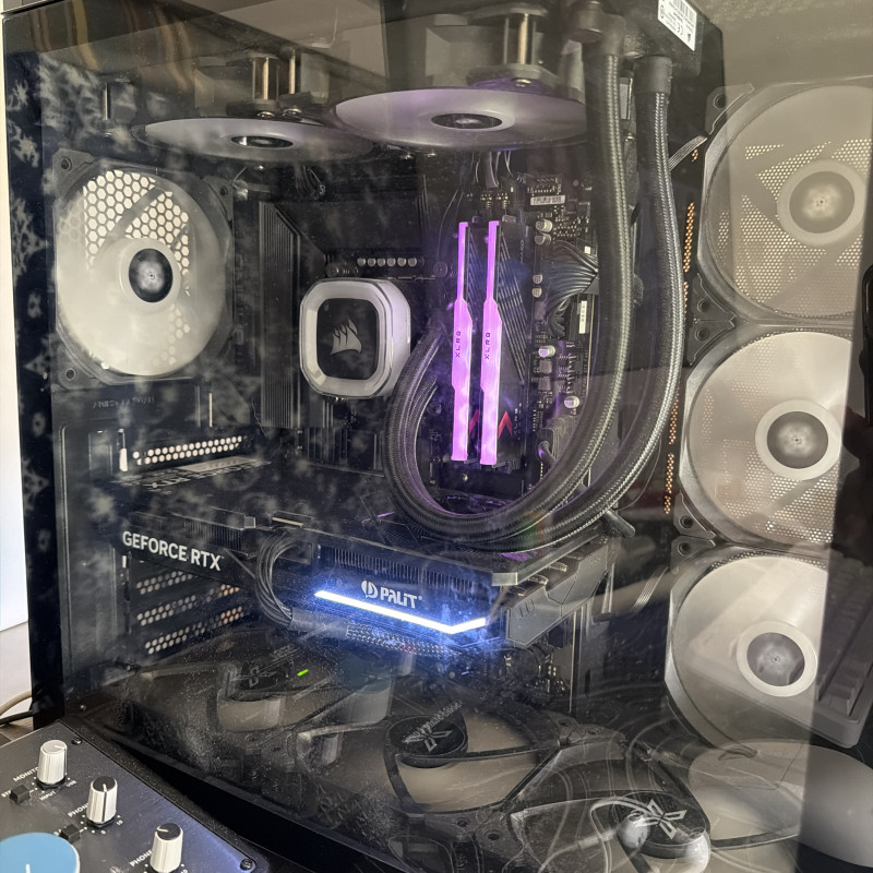 PC Gamer RTX 4070 SUPER - i5-14400F - 32Go DDR5 - 2To SSD + Setup complet