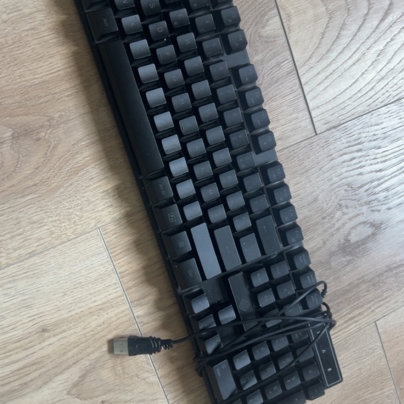 Subsonic clavier rgb pour activer le mode appuyé sur la touche arret defil - Photo 3